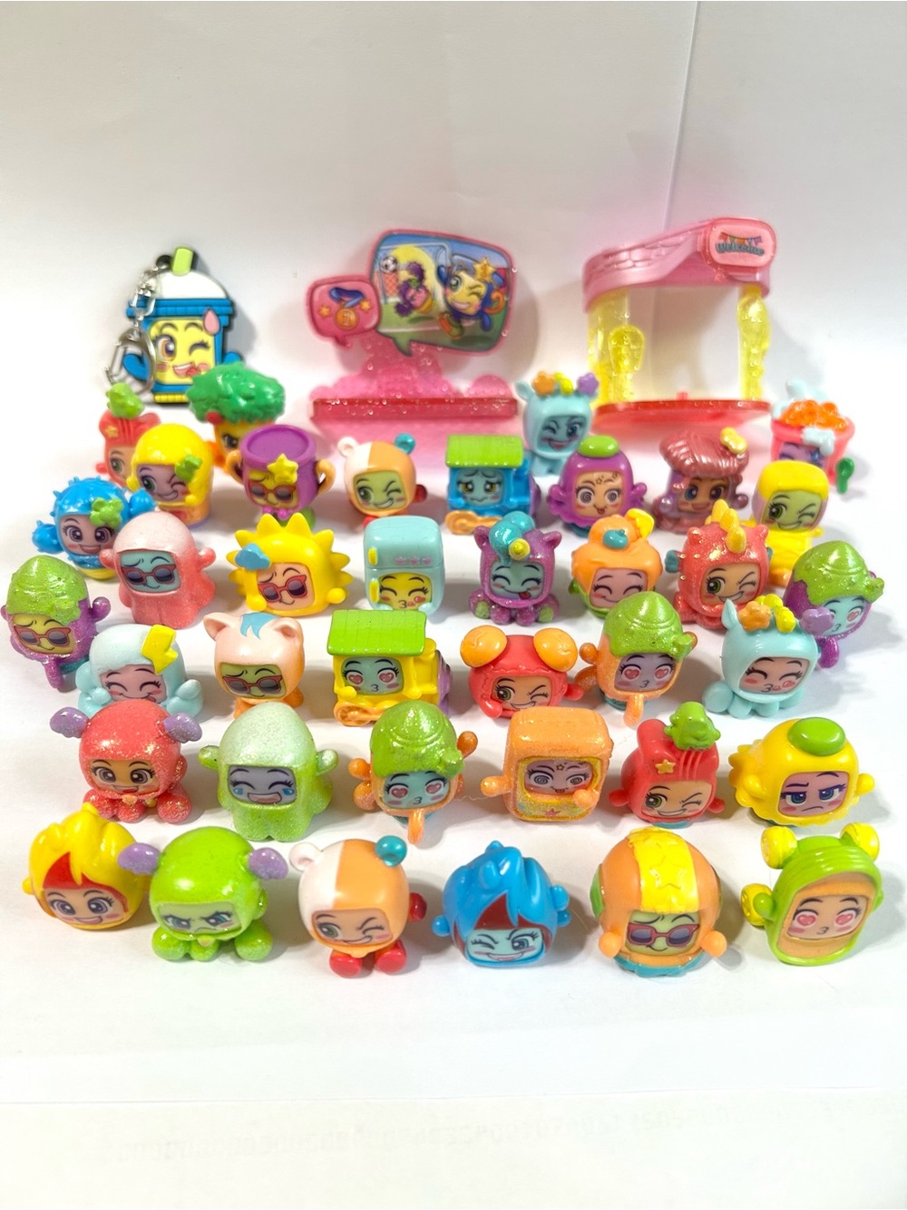 Moji Pops Lot of 38 Guys, 2 Play Stands & 1 Keychain